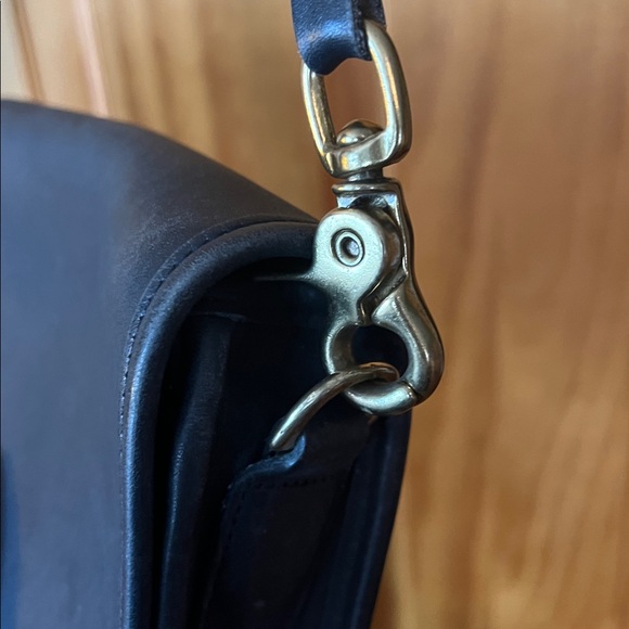 Vintage Coach 9755 Black Pocket Purse Turn lock leather bag made in 1998 - Picture 12 of 16